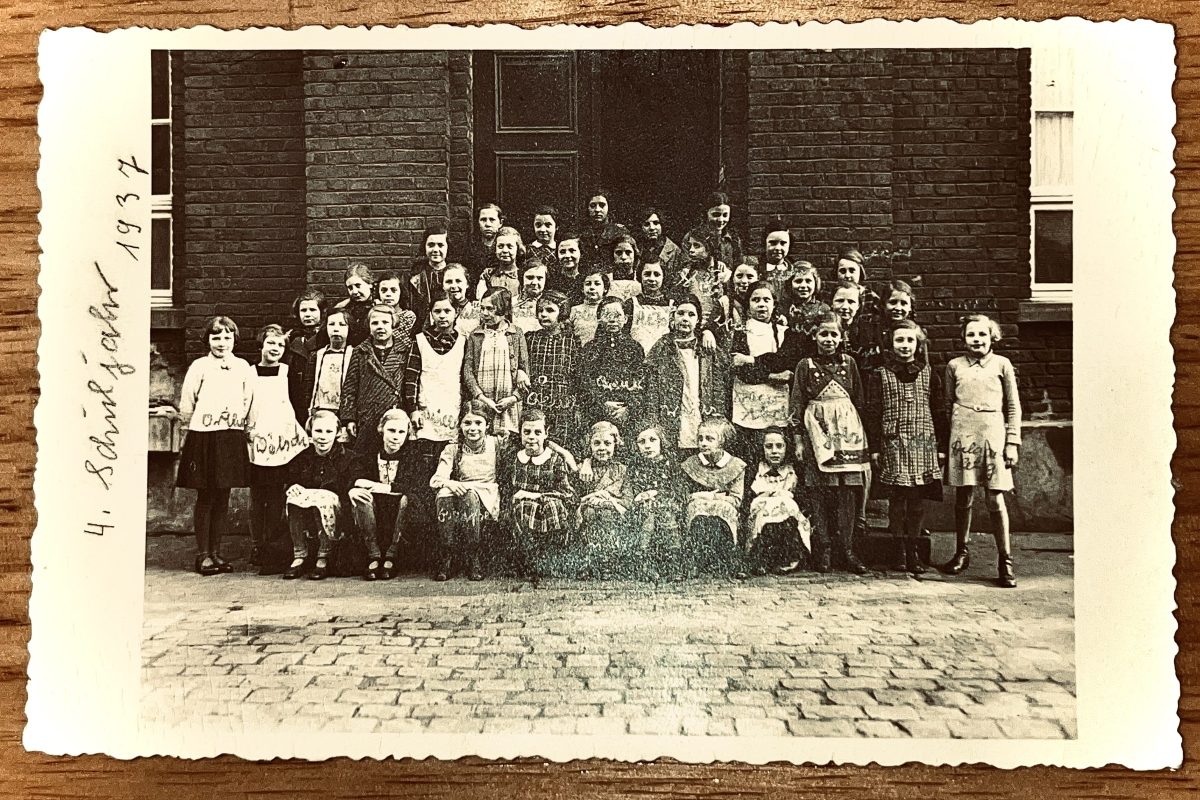 The Holocaust postcard I found in&nbsp;Salzburg